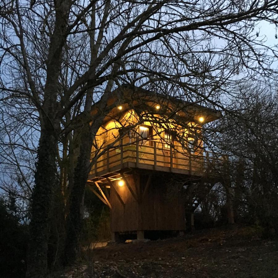 Cabane Perchee Vert  Luaran gambar