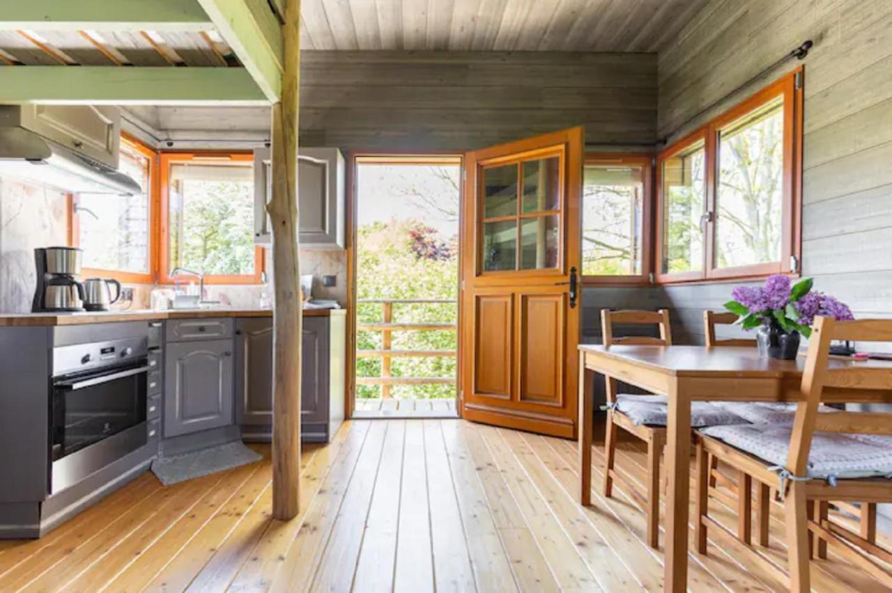 Cabane Perchee Vert  Luaran gambar